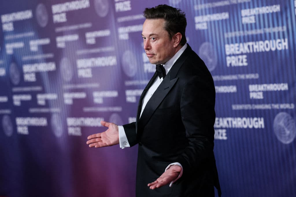El asunto es que Elon Musk hacía las gestiones para mudarse de California, desde antes que Newsom aprobara esta ley. En el caso de la sede de X, la firma de bienes raíces JLL confirmó al diario 
<b><a href="https://www.sfchronicle.com/realestate/article/elon-musk-x-sublease-s-f-headquarters-19568418.php" target="_blank">San Francisco Chronicle</a></b> que buscaban interesados en rentar 800,000 pies cuadrados en ese edificio, entre las calles Ninth y Market.