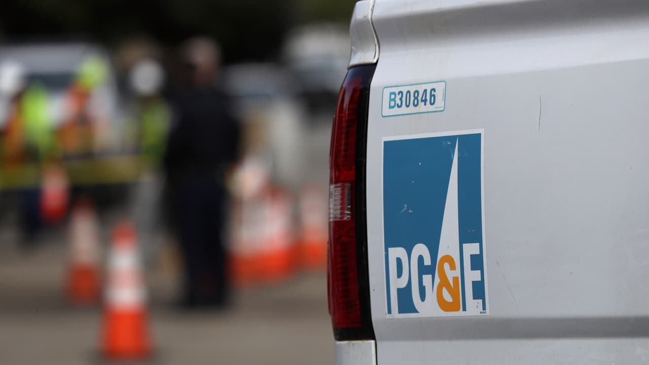 PG&E ofrece apoyos a los habitantes de Woodland ante la falta de energía