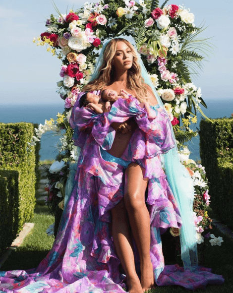 Entre las 10 fotos más vistas de Instagram en todo 2017 también figura esta publicación de Beyoncé cuando mostró a los gemelos Sir Carter y Rumi por primera vez.