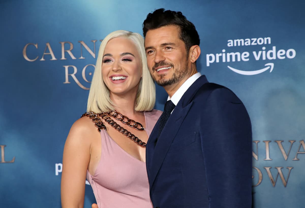 Luego de años de relación Katy Perry y Orlando Bloom se comprometieron en el Día San Valentín. Puede sonar a un clásico, pero el actor se encargó de agregar un toque de originalidad. 
<br>