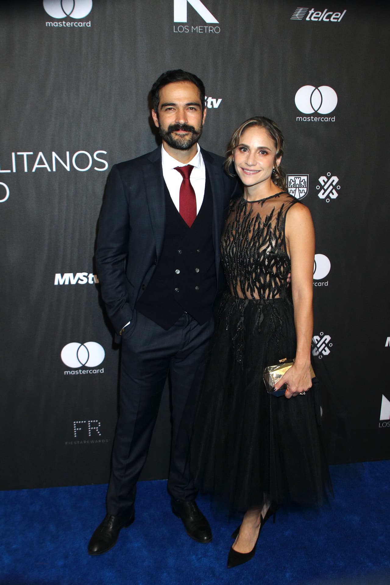 Aunque no se sabe mucho sobre la mamá de sus hijos, el ex integrante de ‘RBD’ expresó que es una “madre excepcional, una mujer fuerte y tiene un corazón enorme”. 
<br>