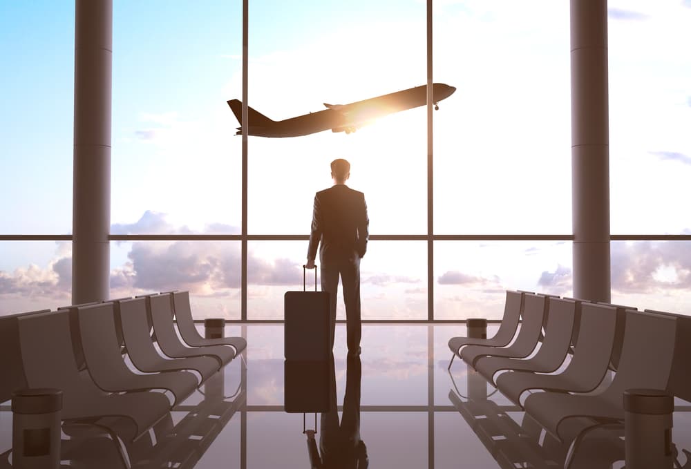 Tendrás la oportunidad de utilizar tu talento y capacidad de una forma excepcional logrando resultados económicos sorprendentes en un viaje de negocios y un golpe de suerte. El dinero estará pronto entrando en tu bolsa.