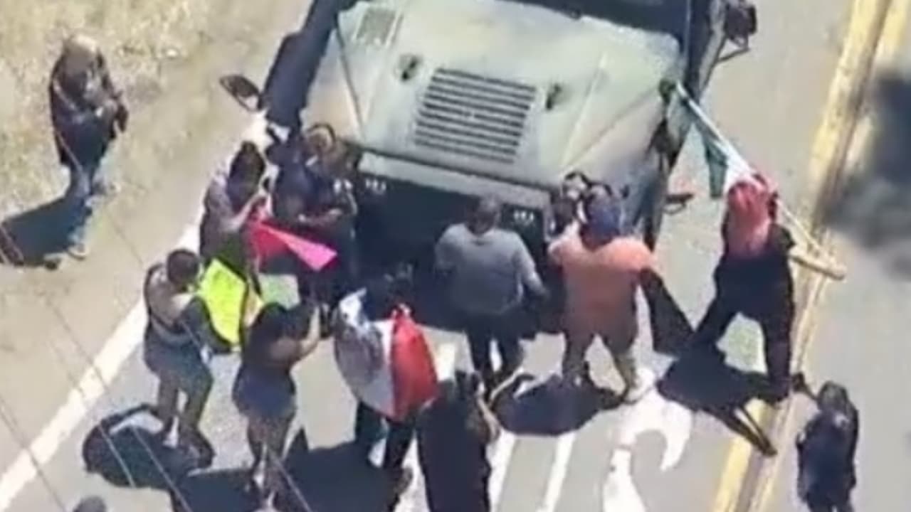 "Les quitaron los teléfonos": angustia entre familiares de detenidos durante redada en California