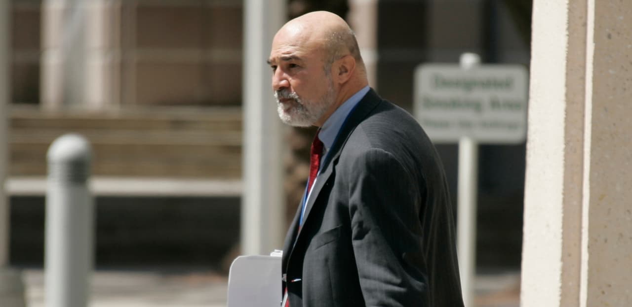 Assistant U.S. Attorney Richard Gregorie walks to the Miami federal court building Tuesday, Oct. 2, 2007.