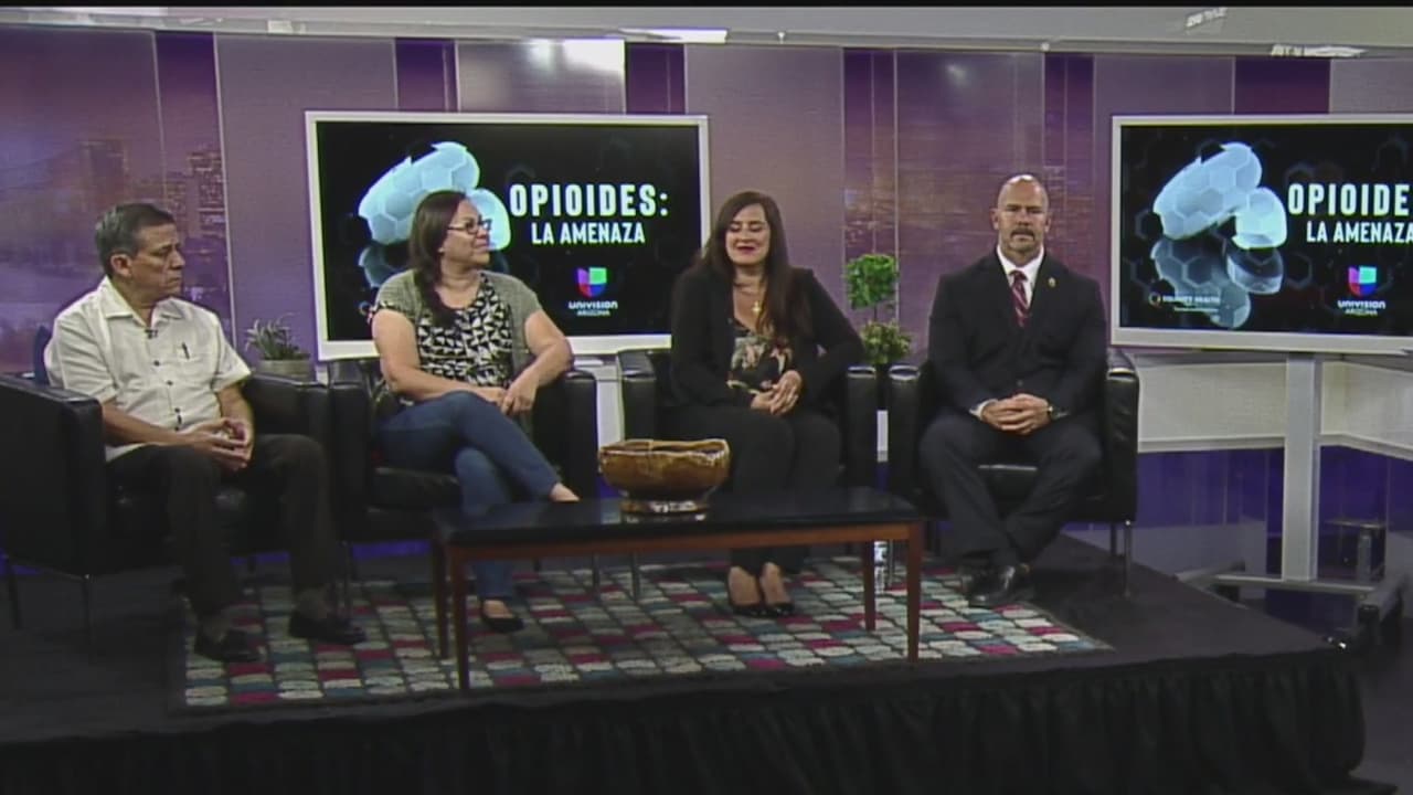 <b><a href="https://www.univision.com/local/arizona-ktvw/especial-opioides-la-amenaza-video">“Opioides, la amenaza”</a></b>
<a href="https://www.univision.com/local/arizona-ktvw/especial-opioides-la-amenaza-video">: Un panel de expertos habla acerca de la adicción a los opioides</a> en la región, quiénes son las personas que las consumen, los riesgos, la forma en que estas drogas entran al país y las alternativas que existen para todos aquellos que quieren abandonar esta adicción.