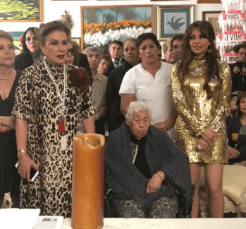 En marzo pasado, la villana de las telenovelas advirtió que la buena relación que había retomado desde 2018 con su media hermana Thalía acabaría una vez que la abuela de ambas dejara este mundo. 
<br>