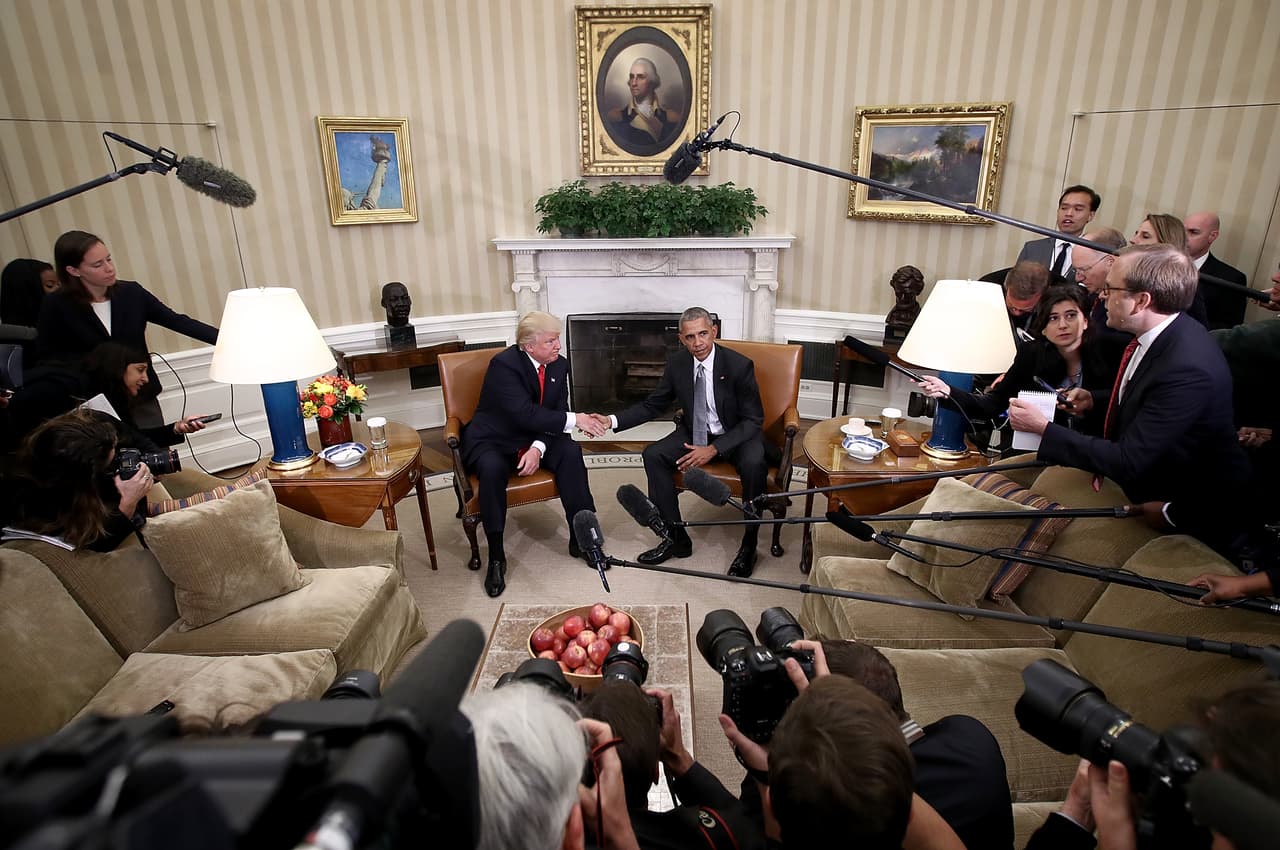 <b>El encuentro inesperado.</b> El empresario Donald Trump atiende la invitación del presidente Barack Obama a la Casa Blanca luego de obtener la victoria en las elecciones presidenciales de EEUU.10 de noviembre de 2016.