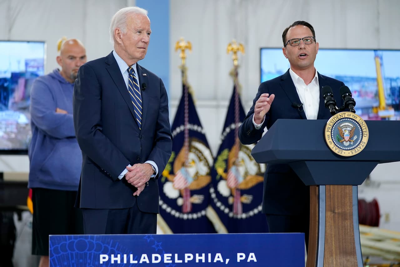 El gobernador de Pensilvania respalda a Kamala Harris tras el retiro del presidente Biden