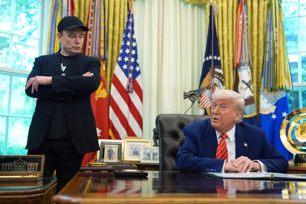 Musk insiste en formar un nuevo partido tras romper con Trump por la ley de presupuestos; el presidente le responde que es "ridículo"