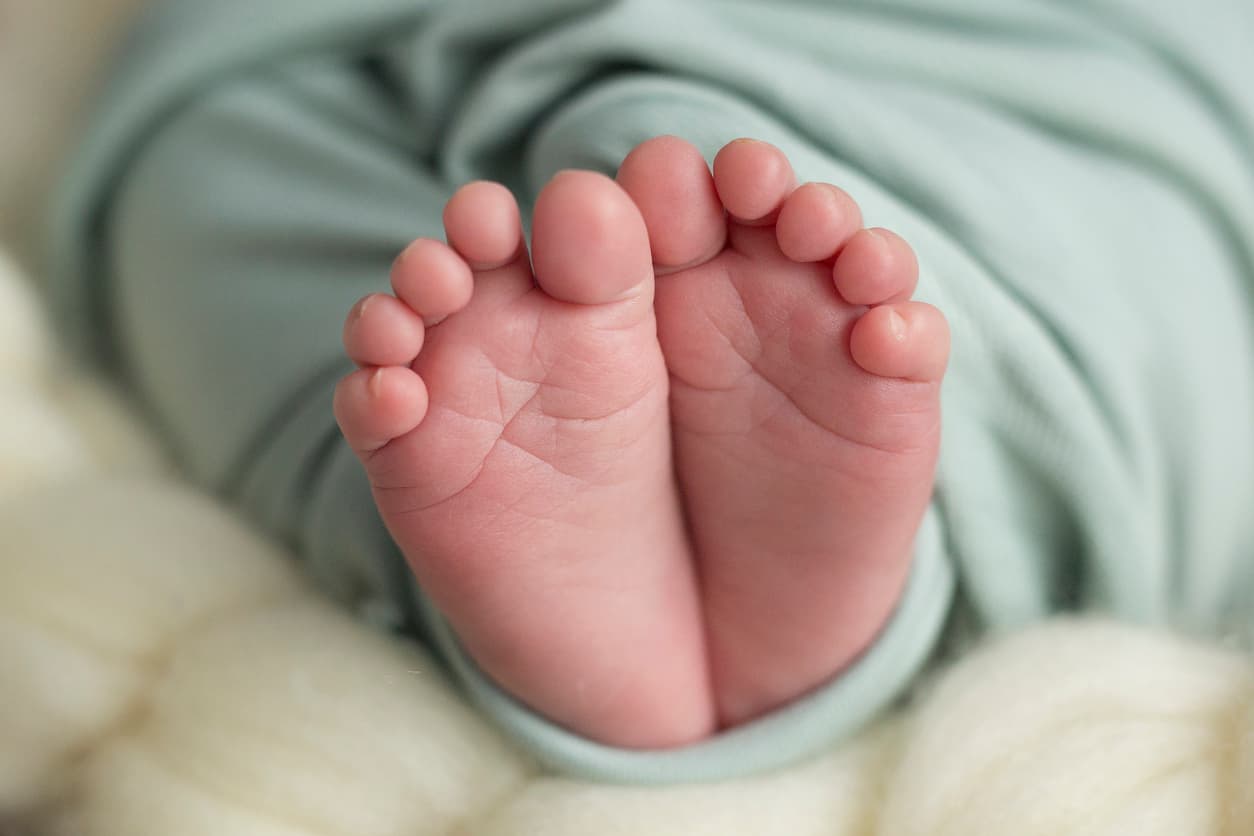 La Ley Baby Moses también conocida como Baby Safe Haven es una alternativa responsable a las madres que de otro modo podrían abandonar, dañar o asesinar a un niño recién nacido.