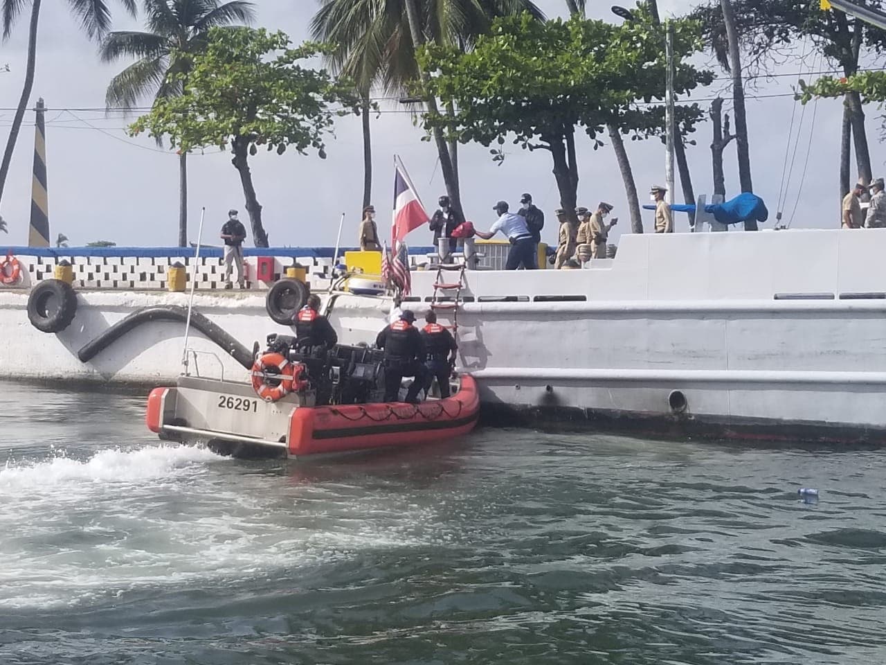 La Guardia Costera repatrió a 37 de 38 inmigrantes a la Marina de Guerra de 
<a href="https://www.univision.com/temas/republica-dominicana">República Dominicana</a> entre el 3 y el 9 de julio, tras intervenir en tres viajes ilegales cerca de la costa oeste de la isla.