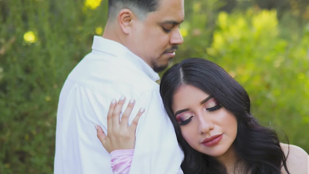 James recuerda que con su esposa, 
<b>"hablábamos sobre las cortinas del cuarto de la niña"</b>, describiendo los minutos antes de que una camioneta Jeep perdiera el control y se subiera a la acera arrollando a su esposa, dejándola inconsciente en medio de la calle.