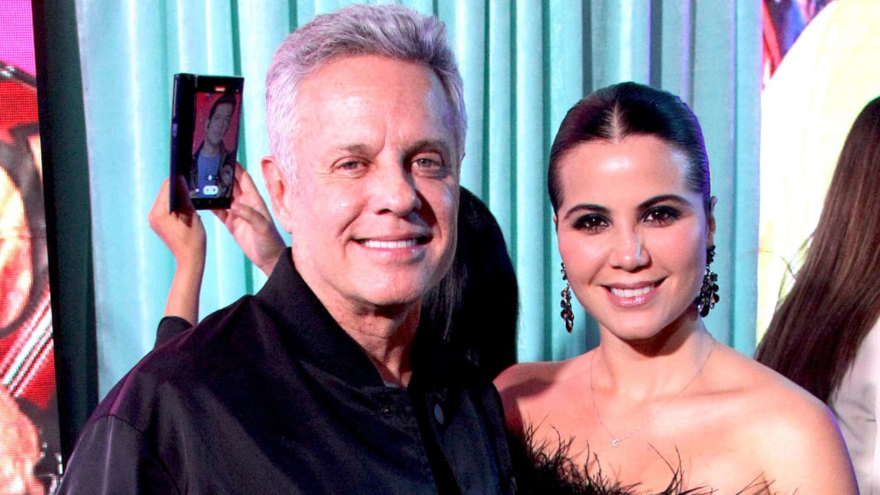 Cinthia Aparicio defiende su amor y habla de tener hijos con Alexis Ayala de 58 años