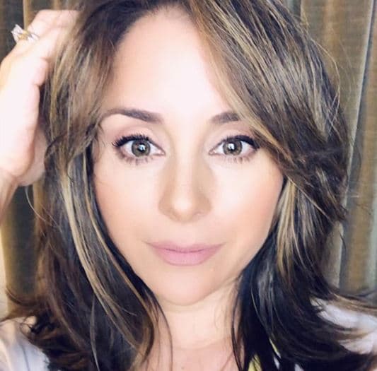 A pesar de haberse alejado de las telenovelas, Karyme no ha dejado de trabajar y en su cuenta de Instagram comparte sus proyectos como actriz y productora.