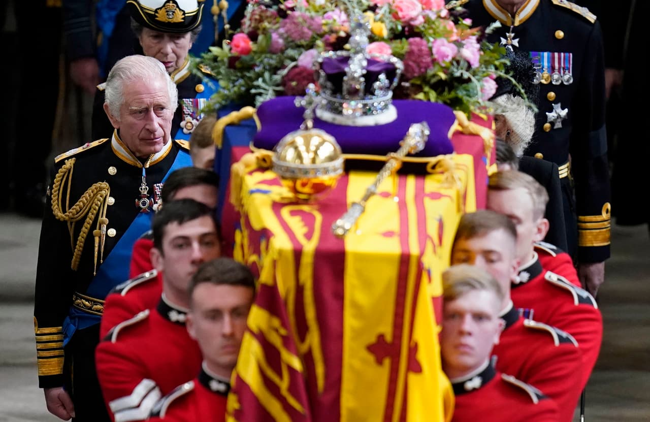 Los británicos despidieron a Isabel II en un funeral nunca antes visto en una generación