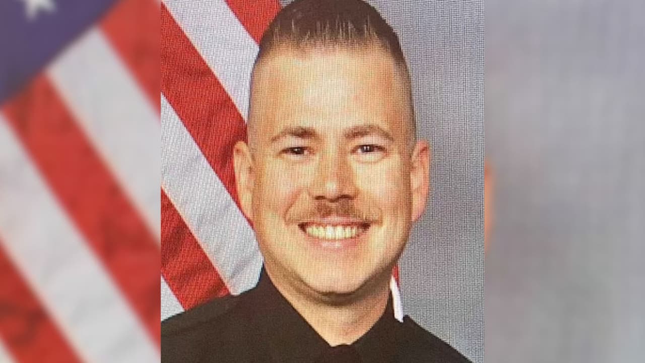 Finaliza juicio contra el oficial David Crawford tras usar un taser que dejó al sospecho en llamas