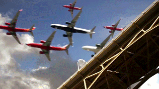 Estas Apps no solo te dicen el boleto de avión más barato, ¡también cuándo comprarlo!