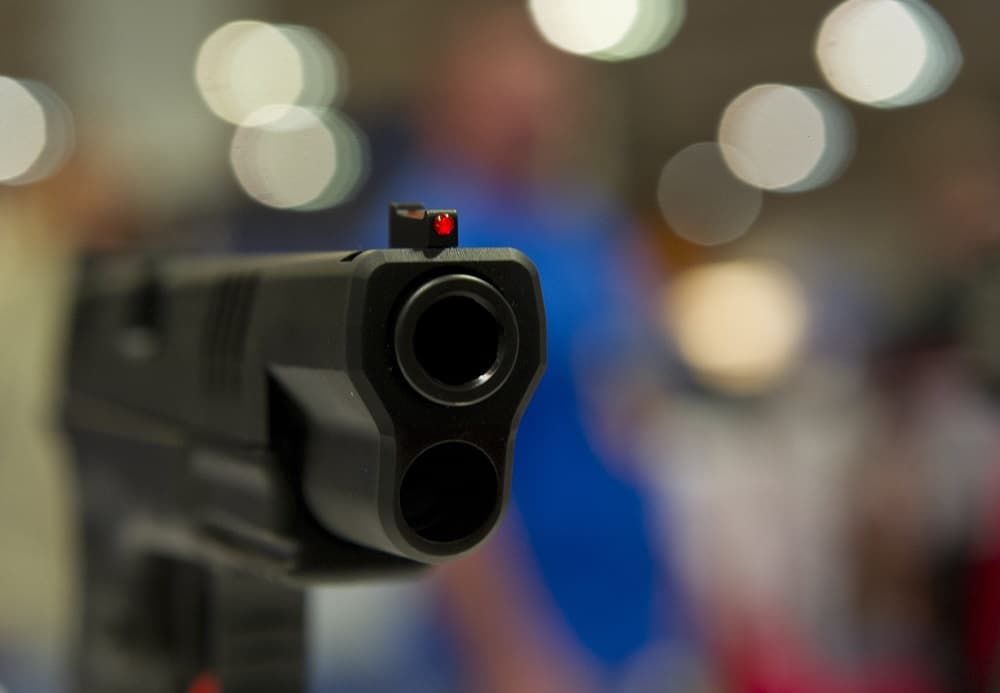 Un niño de 9 años mata a su hermana de 13 de un disparo tras disputa por el control de un videojuego