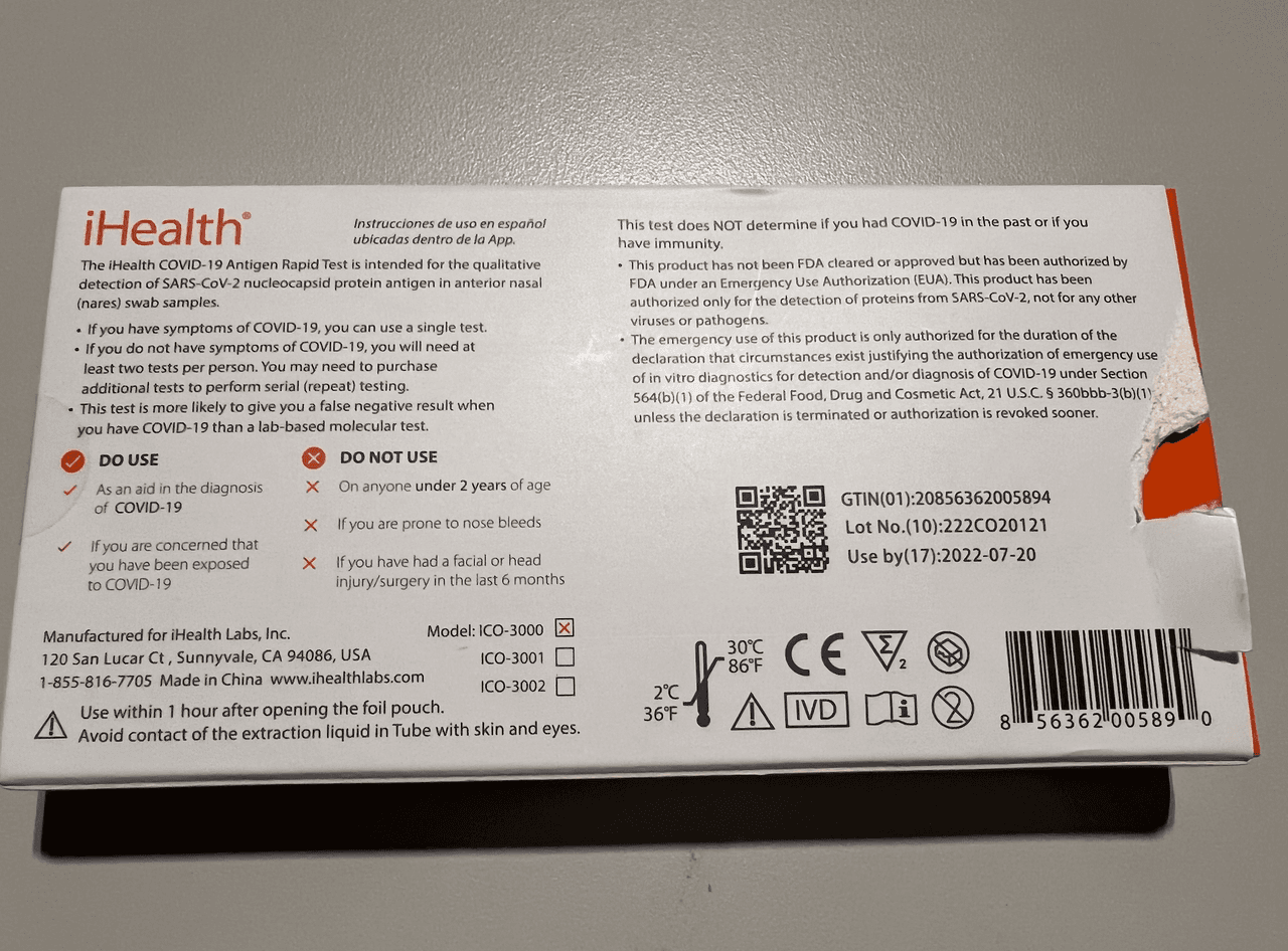 Antes de realizarse la prueba recomiendan revisar la fecha de caducidad ya que la 
<b><a href="https://www.univision.com/noticias/salud/la-fda-autoriza-prueba-de-aliento-covid-19">FDA</a> otorgó una extensión de tres meses para las pruebas rápidas de antígenos de COVID-19 </b>de iHealth con fechas de caducidad del 09-29-22 o antes.