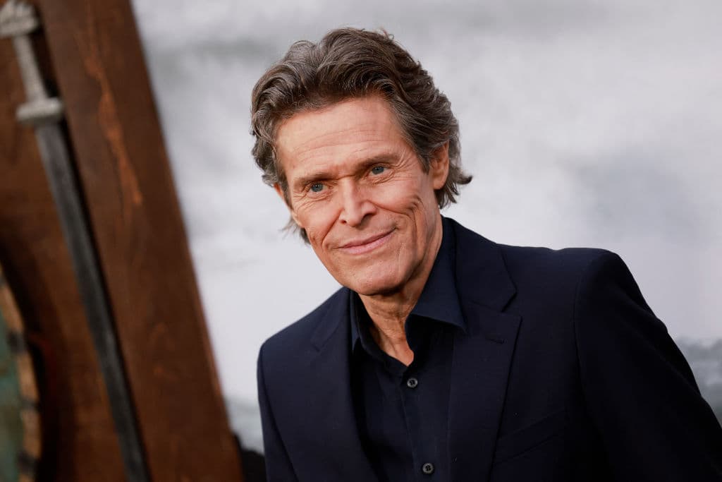 <b>Willem Dafoe</b> 
<br>En la actualidad es uno de los actores más famosos de Hollywood, pero en 1980 sólo pudo conseguir una pequeña aparición en el fondo de una escena en 'Heaven’s Gate'. 
<br>