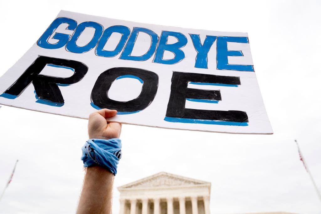 El matrimonio gay y los anticonceptivos ahora están en la mira con la derogación del derecho al aborto