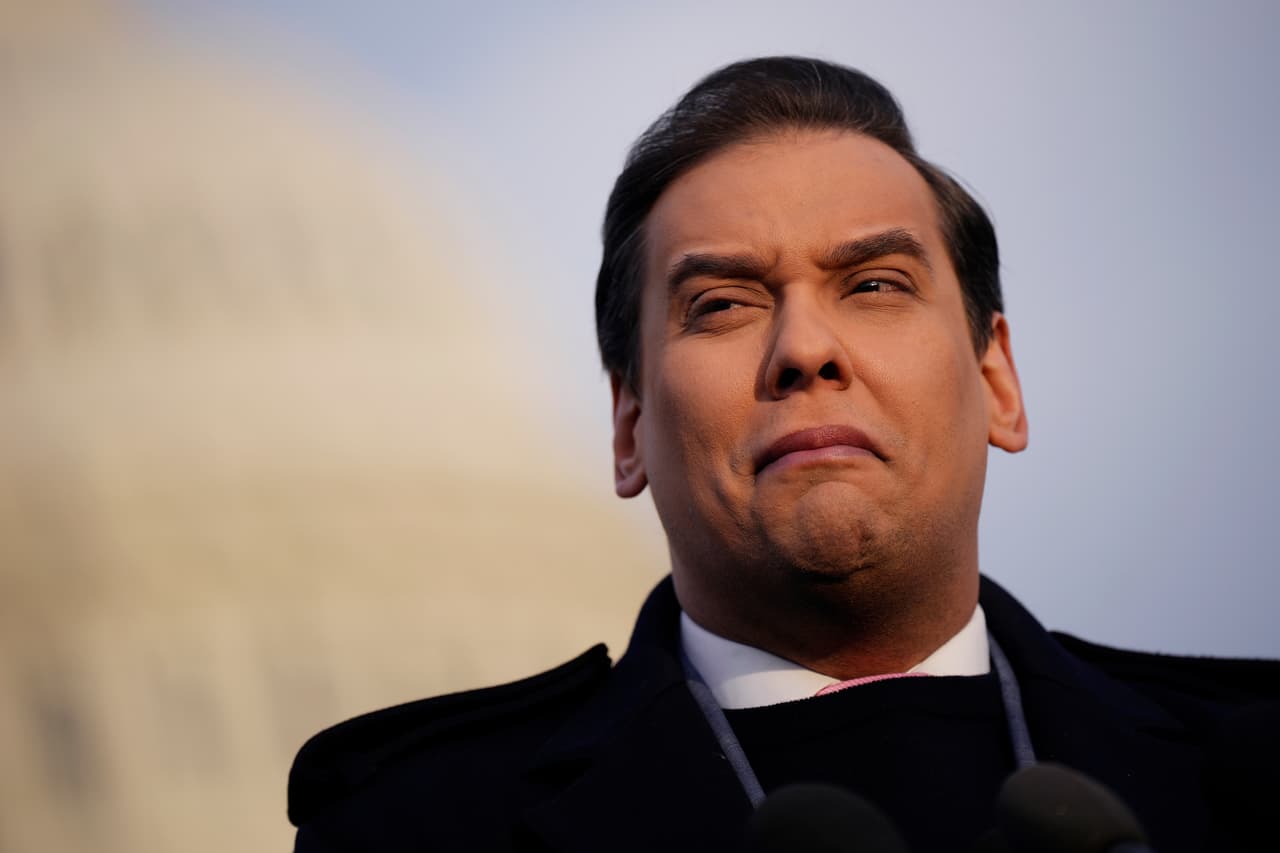 ¿Qué hizo George Santos para merecer la expulsión del Congreso?