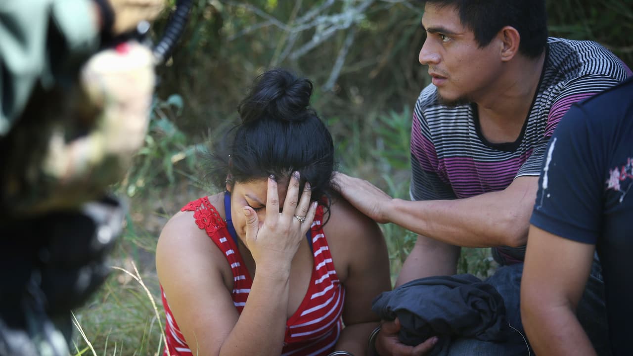 La abogada Silvia Mintz indicó que la eliminación de esta medida ayuda porque los inmigrantes van a tener la oportunidad de presentar su caso y de ser escuchado.