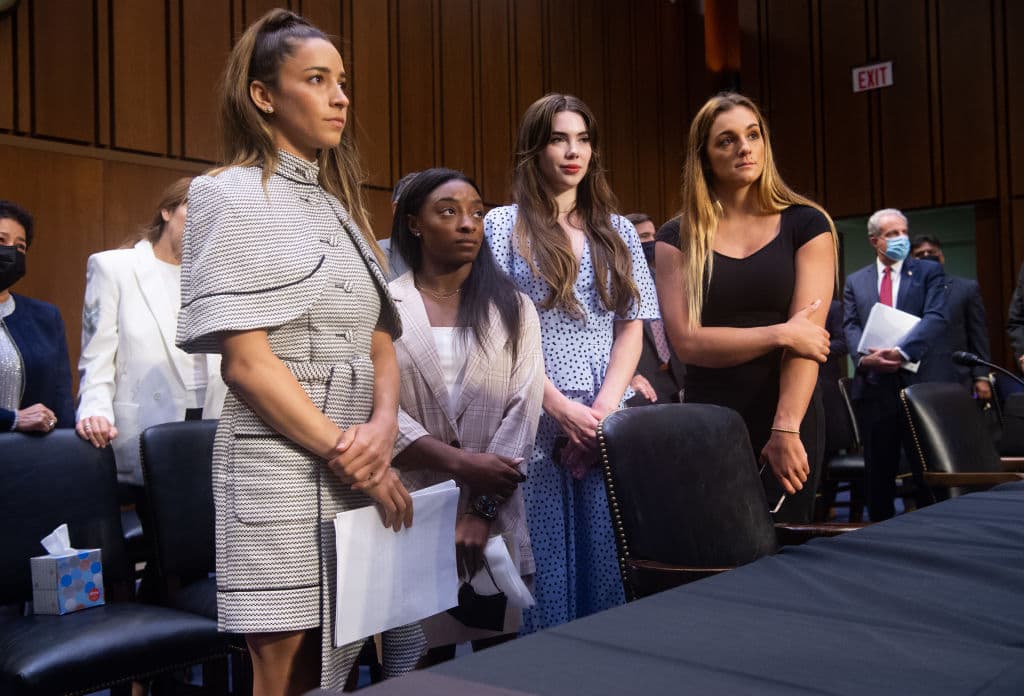 Unas 90 víctimas de Larry Nassar demandarán al FBI por no haber frenado sus abusos