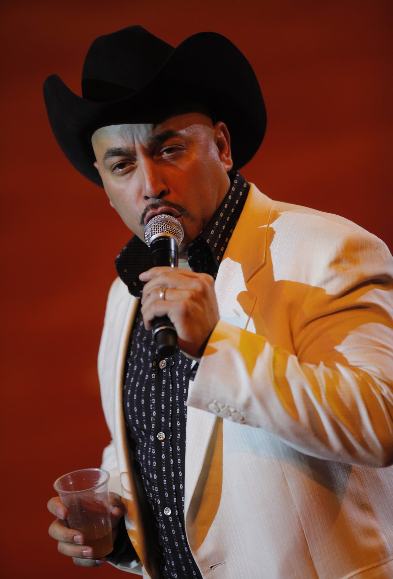 Pero no ha sido la única de la dinastía Rivera que ha probado suerte en la actuación. Su hermano Lupillo también lo hizo.