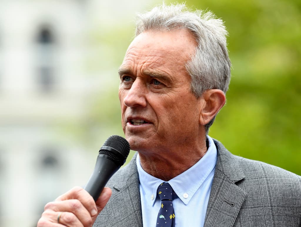 Robert Kennedy, sobrino del expresidente JFK, presenta su candidatura a las primarias demócratas