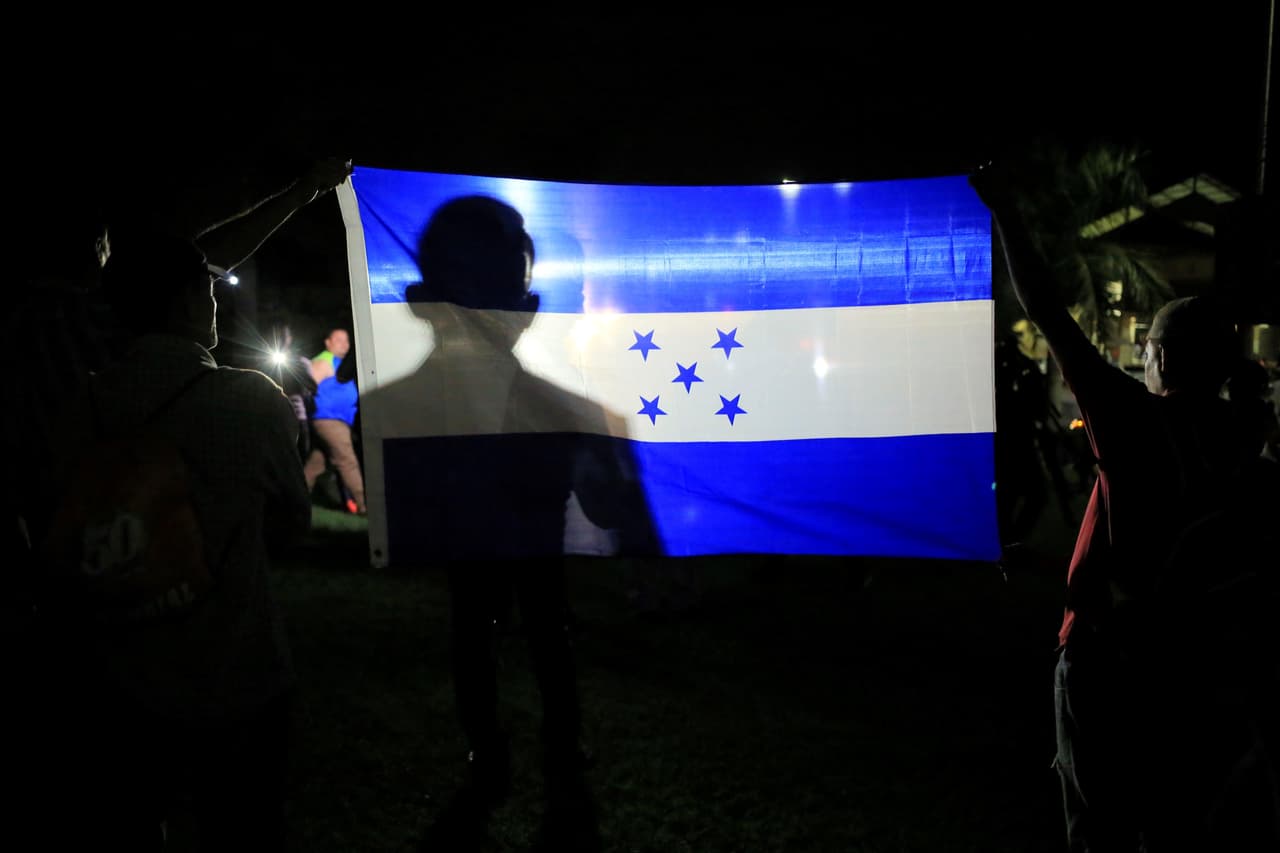 "Todos deseamos salir": cómo la propaganda del gobierno no pudo detener la última caravana de migrantes centroamericanos