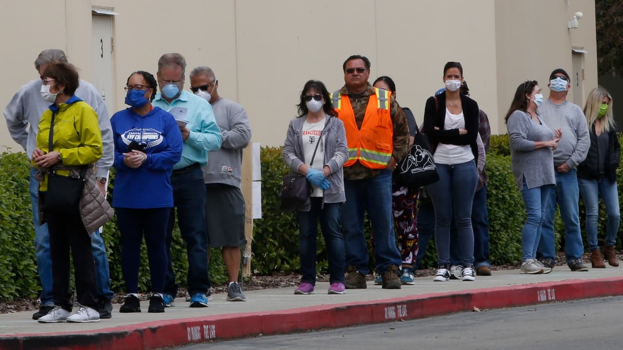 En California, 1,186,896 recibirán la carta según el listado enviado por el IRS.