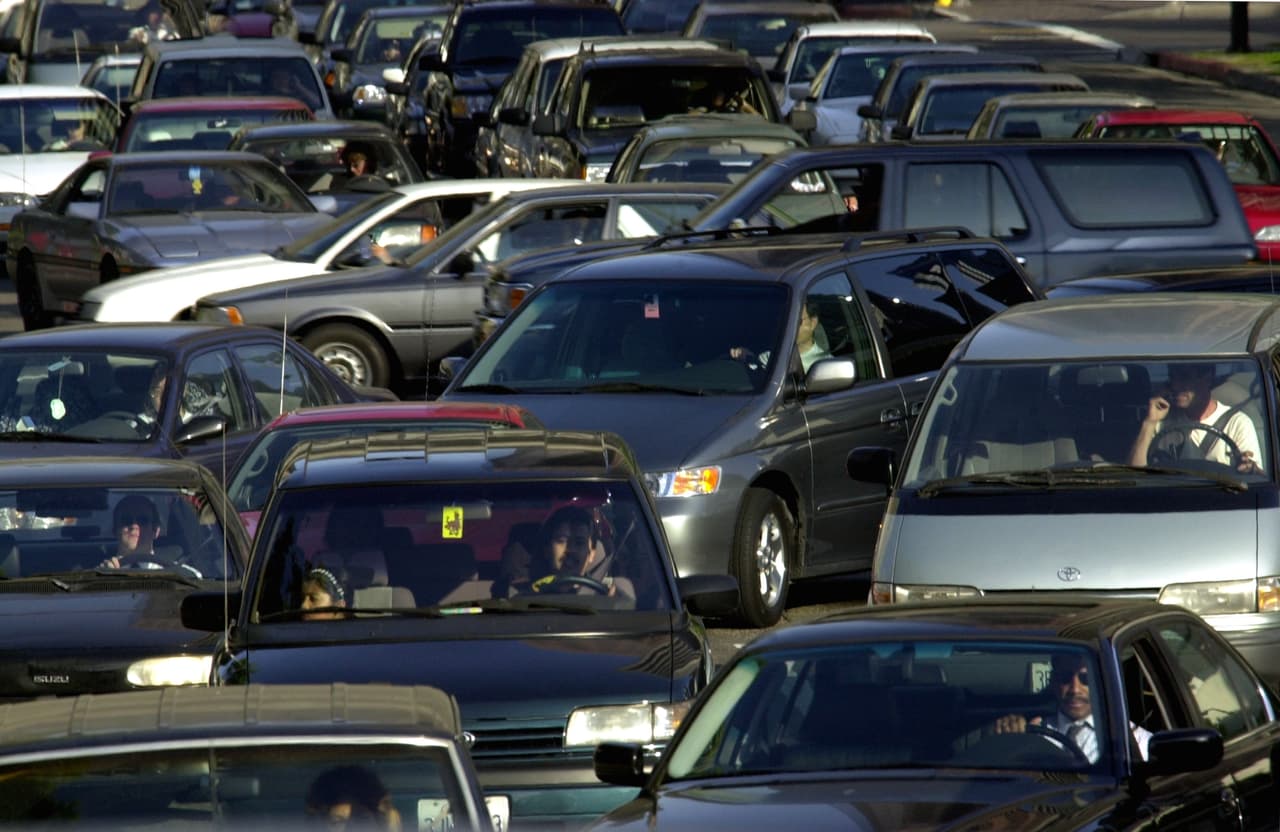 SmartAssest utilizó los datos recabados por las autoridades viales a fin de listar los estados de la nación en relación a la pericia de sus choferes. Tomaron el cuenta el número de conductores por estado, los arrestos y muertes relacionados al alcohol así como la totalidad de accidentes vehiculares, fatalidades, la tasa de choferes sin seguro y hasta las búsquedas de Google por estado. Estos son los 10 estados con los peores conductores en EEUU.