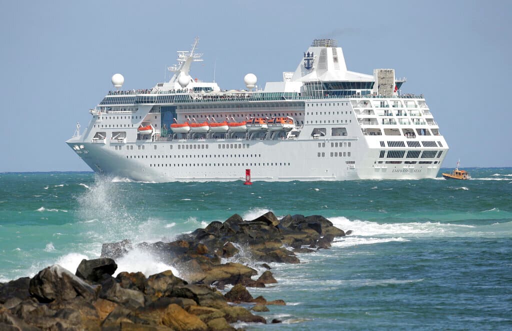 Norovirus: si viajas, sobre todo en un crucero, toma precauciones ante su fácil propagación