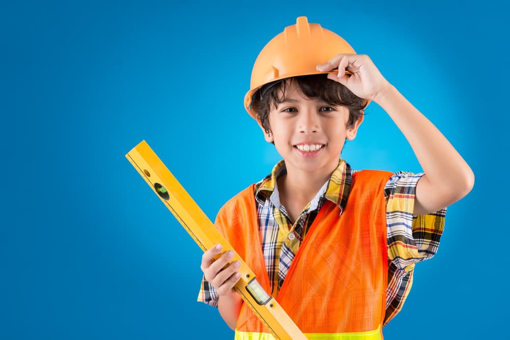 <b>Aries</b>
<br>Tiene potencial para ser: arquitecto, militar, ejecutivo o ejecutiva, dirigente o figura pública político, constructor, oficial de policía
<br>