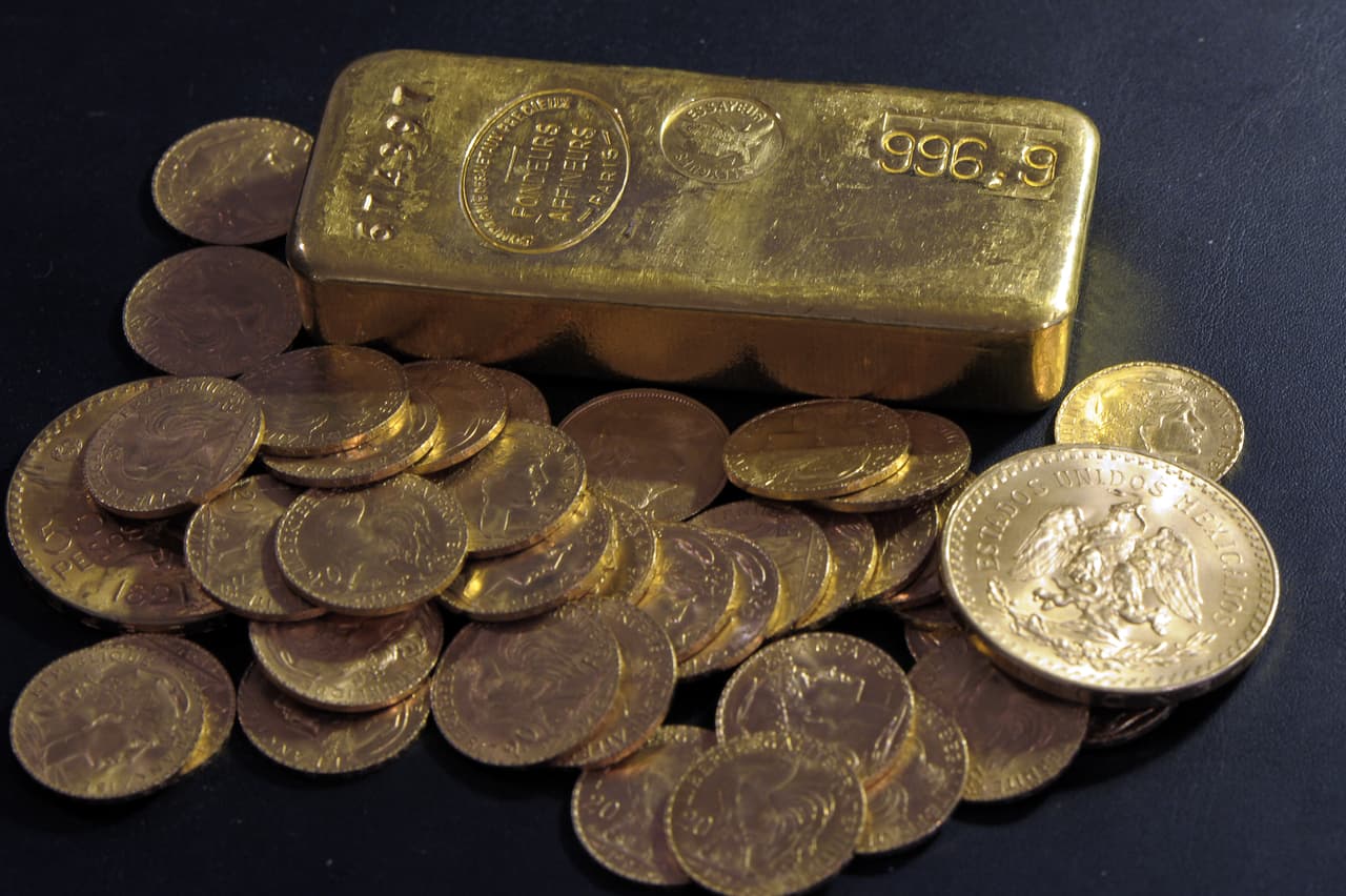 Unas pequeñas moneditas de oro funcionan entonces como un amuleto perfecto - que sin duda debes guardar con mucho cuidado.