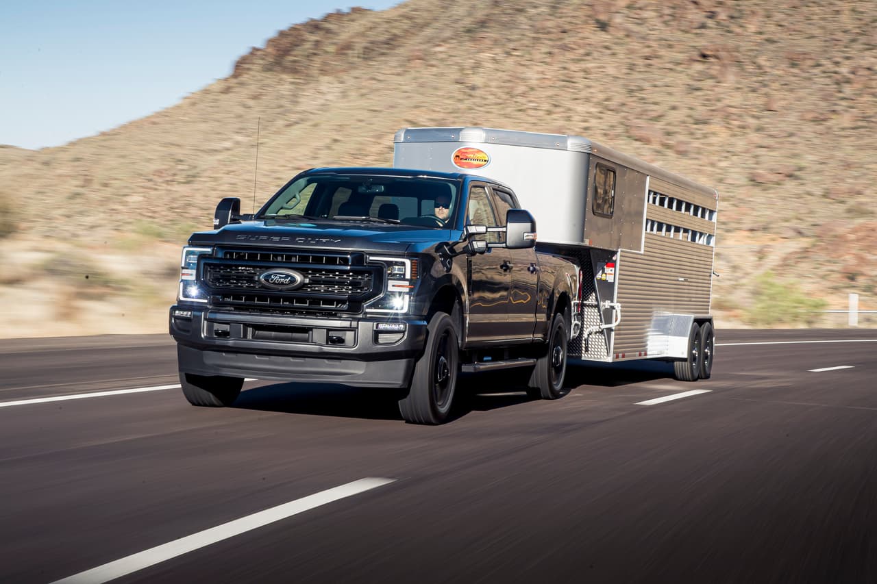 Por otra parte, la Ford F-350 pertenece a la línea de camionetas pickups de 
<b>mayor éxito en la industria</b>, pues es la más vendida en Estados Unidos durante los últimos 43 años.