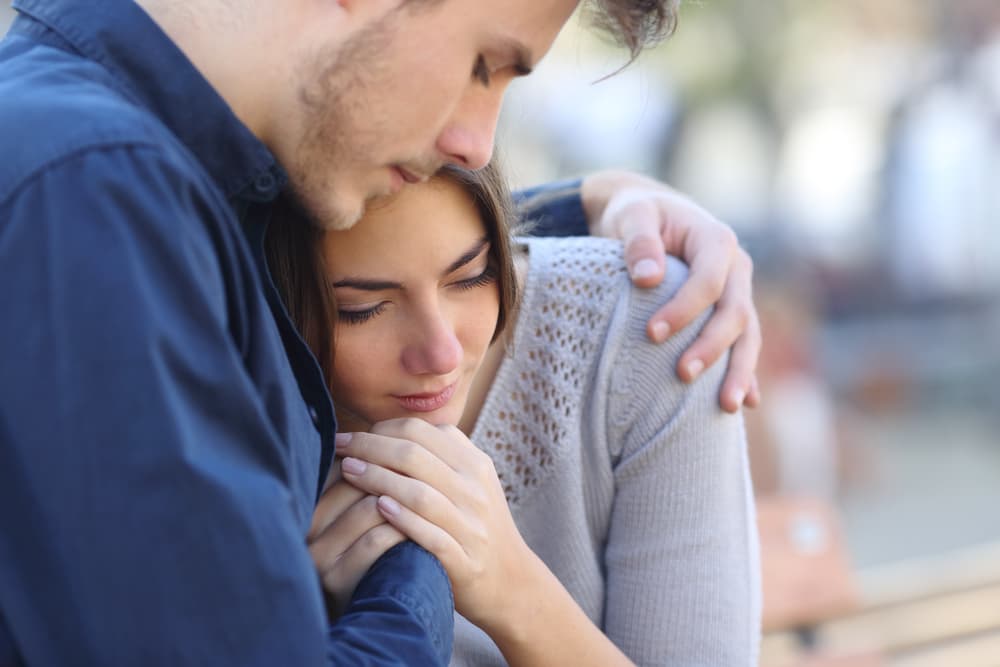 Cuando alguien te encuentra y acaba de conocerte le inspiras tanta confianza y seguridad que lo más probable es que te abra enseguida tu corazón y te diga lo bien que se siente a tu lado “como alguien que conozco desde hace mucho tiempo y me conoce muy bien”.