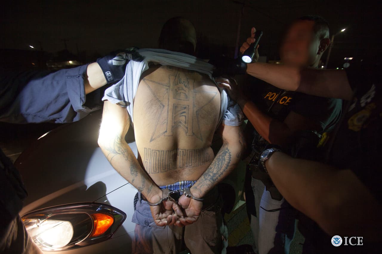 Como resultado del operativo Project Shadowfire, autoridades locales y federales lograron arrestar a 25 miembros criminales de pandillas en San Antonio, y 11 en Río Grande. A nivel nacional, los arrestos ascendieron a 1,133 pandilleros.