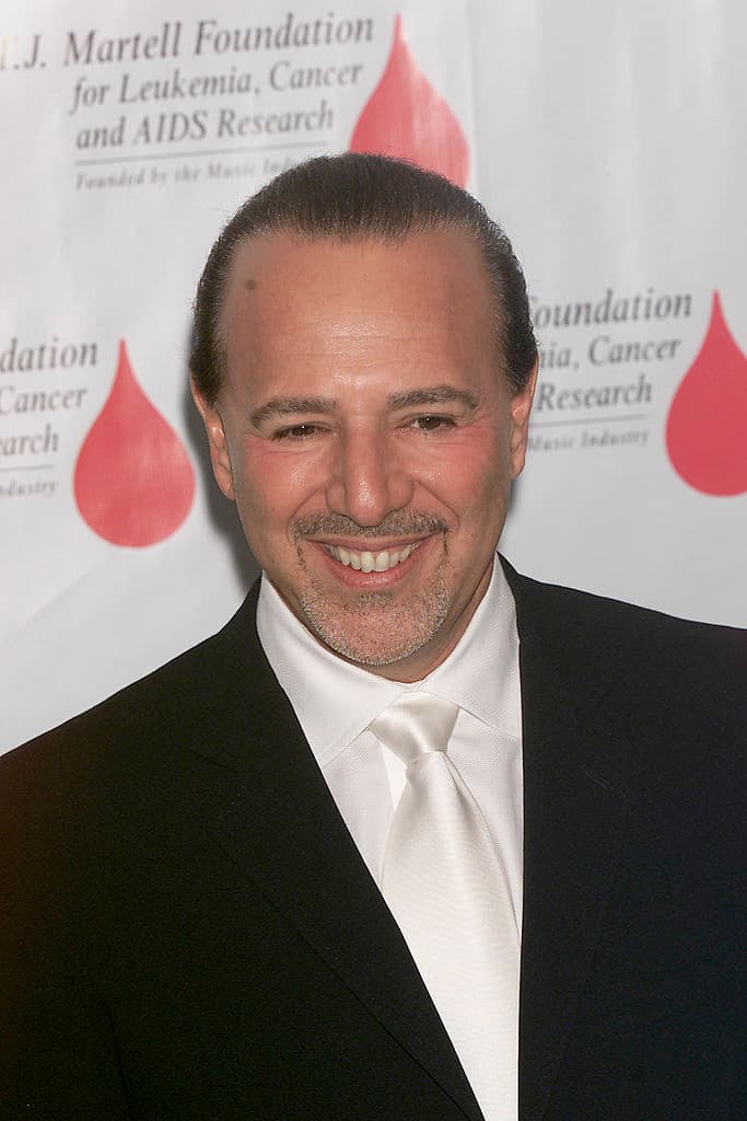 <b>Mariah Carey</b>
<br>
<b>Tommy Mottola </b>es uno de los más importantes productores de música a nivel mundial y en 1993 se casó con una de las artistas más populares del momento: Mariah Carey.