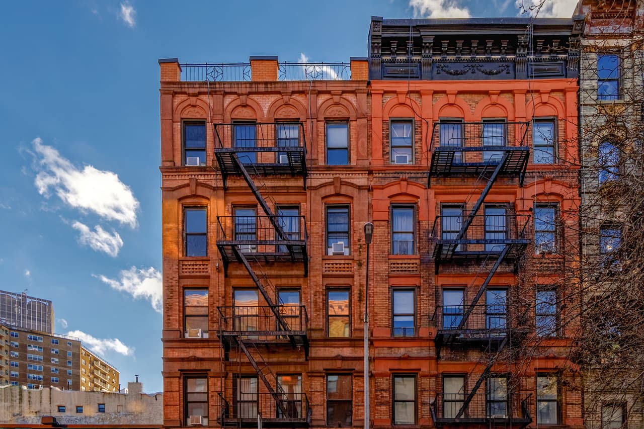 Sortean apartamentos desde $544 al mes en esta zona de Queens