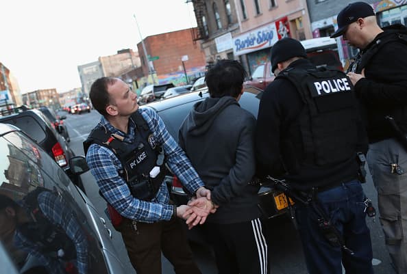 Casi $90,000 millones para detenciones y deportaciones: 4 puntos del paquete migratorio de Trump que analiza el Senado
