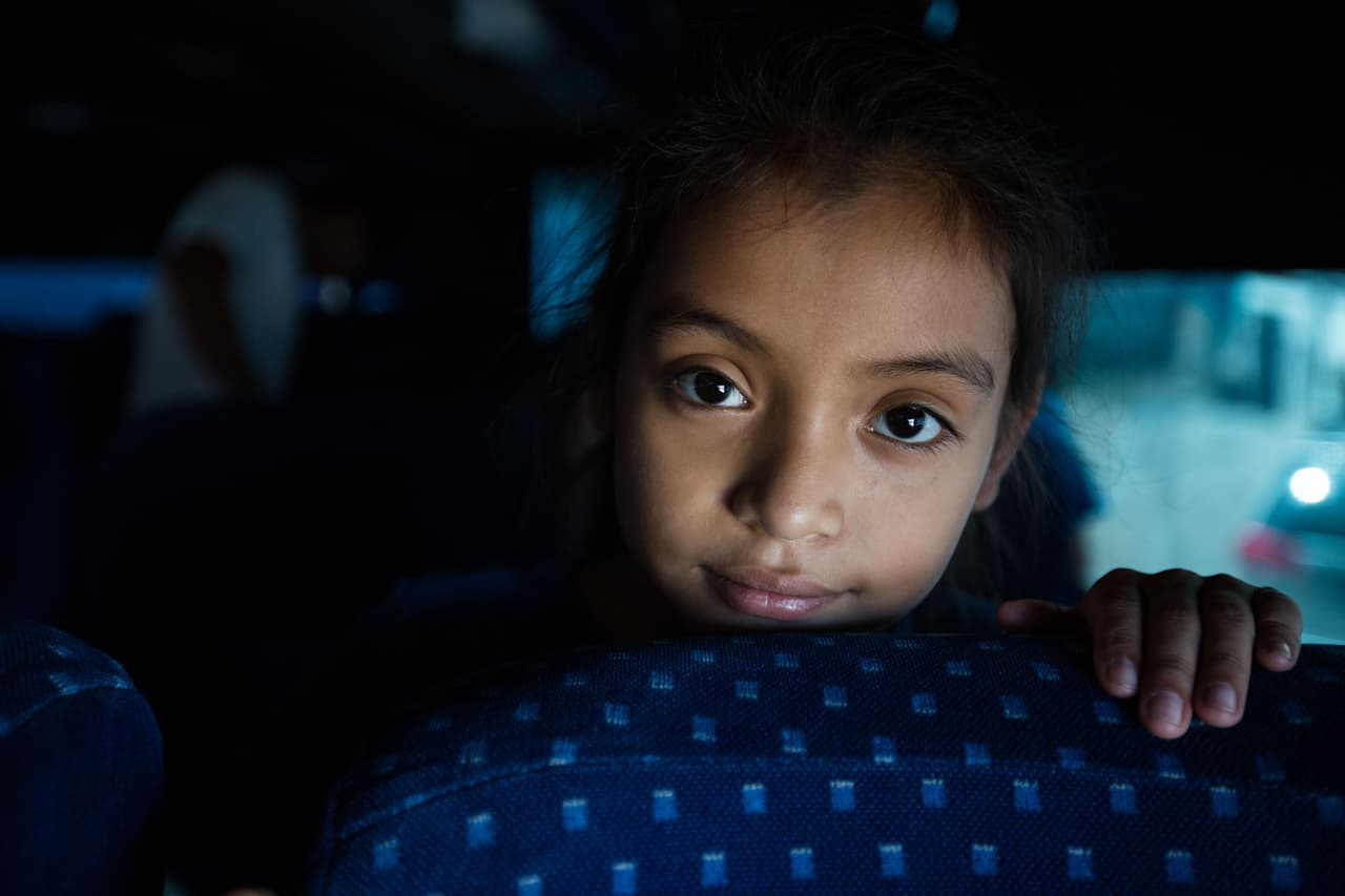 <b>Suministros para niños.</b> Toallitas para bebés (
<i>wipes</i>), biberones, vasitos, pañales regulares y 
<i>pull-up</i>, juguetes nuevos para bebés y niños.