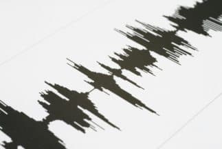Tras el fuerte sismo, no se reportaron heridos ni daños. Una réplica de 4.5 de magnitud se reportó a las 12 pm, con una profundidad de 10 kilómetros de profundidad.