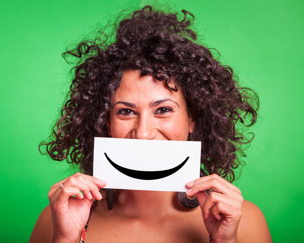 <b>Escorpión </b>
<br>¿Tienes como pareja a un escorpión o una escorpiona? ¡Felicidades! Te acompaña uno de los signos más determinados y fuertes del zodíaco, con una gran voluntad para hacer las cosas, altamente intuitivo, apasionado, excitante, de magnética personalidad y con gran fuerza sexual. Por Profesor Zellagro.