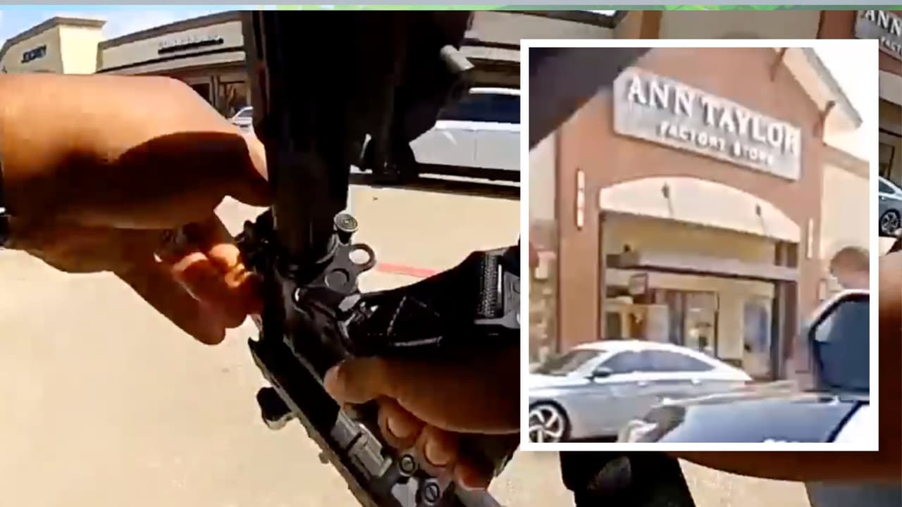 El agente, cuya identidad no ha sido revelada,
<b> advierte a sus compañeros a través de la radio de su patrulla que se escuchan disparos en el lugar</b>, toma un arma larga y corre a investigar qué ocurre en el centro comercial. En ese momento estaba frente a la tienda 
<i>Ann Taylor.</i>