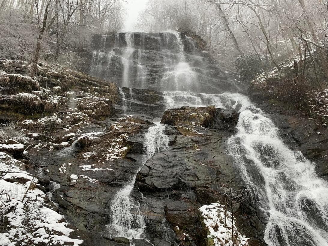 <b>Mira también: <a href="https://www.univision.com/local/atlanta-wuvg/cascadas-georgia-visitar-invierno-2022-univision-fotos" target="_blank">Estas son las cascadas de Georgia que debes visitar en invierno</a></b>