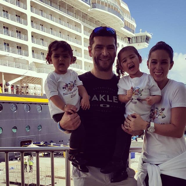 Jacky Bracamontes es de las que decidió huir del frío ¡y se fue de crucero con sus bebés y su esposo!