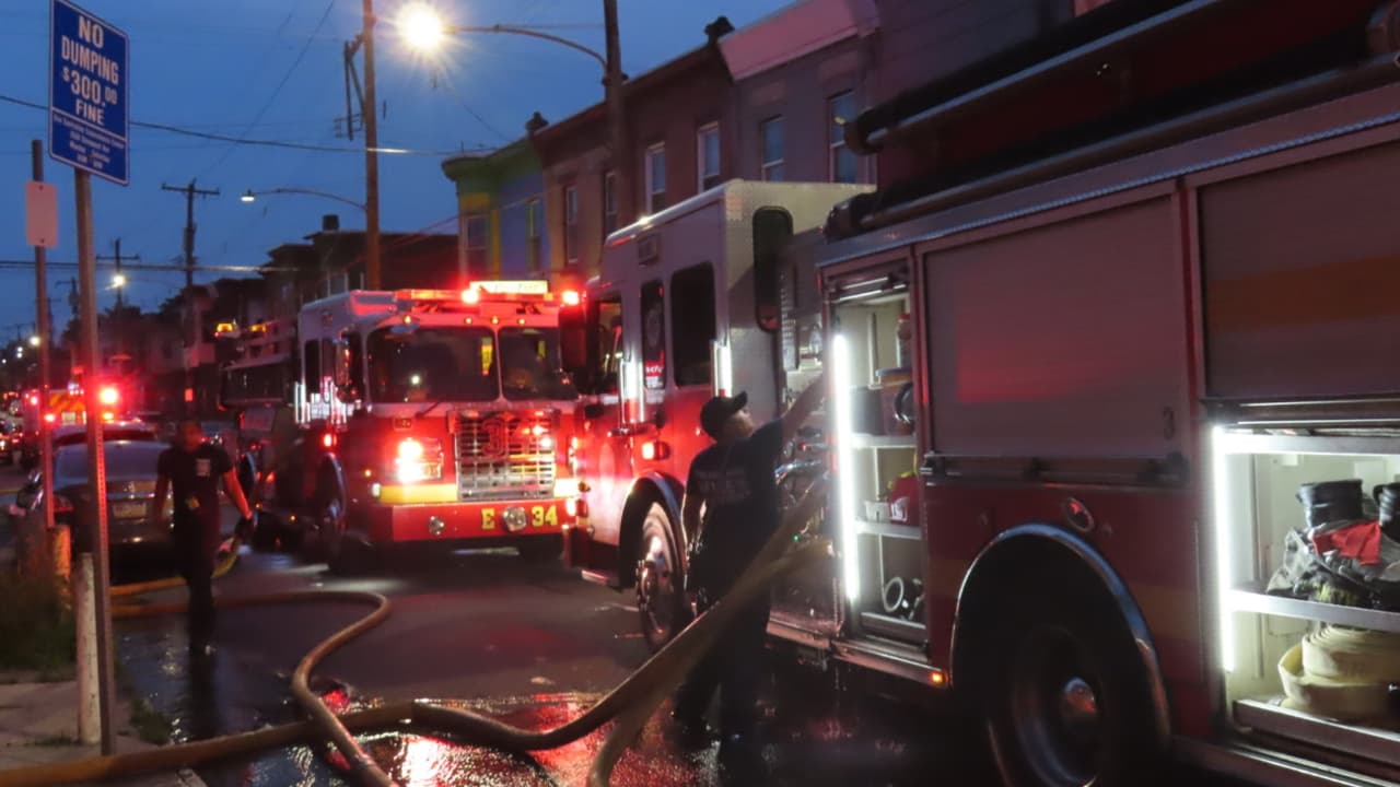 Una madre embarazada y sus dos hijos mueren en incendio en su casa de Strawberry Mansion