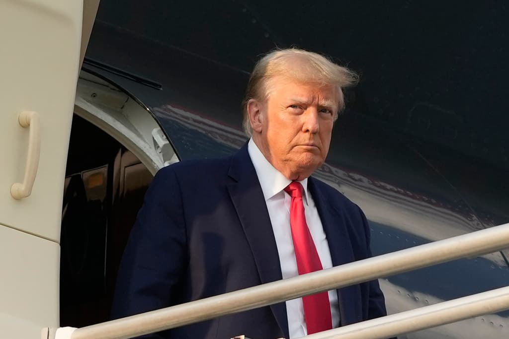 Qué es la Enmienda 14 y por qué hay quienes aseguran que puede impedir que Trump regrese a la presidencia